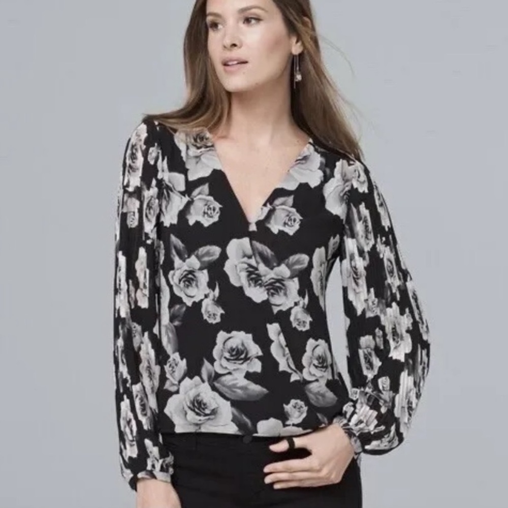 NEW WHITE HOUSE BLACK MARGET TOP, Sz 8, Longer in Back! So so Cute!🌻🌻🌻